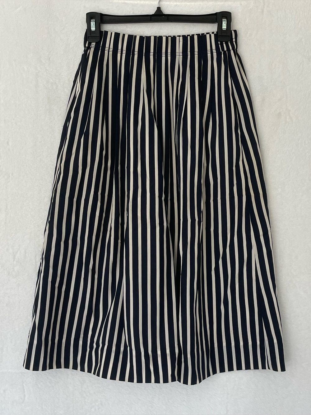 J.Crew Sz 0 Black and White Vertical Striped Skirt w Pockets Elastic Waist